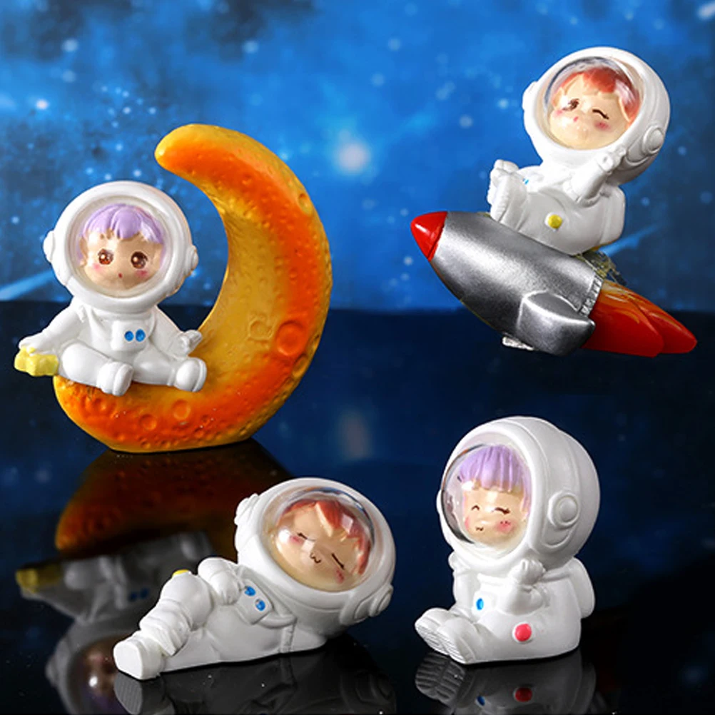 

8pcs Resin Astronaut Figurines Cute Cartoon Ornaments Desktop Decorations Mini Statue Gifts Smile Craft Microlandscape DIY Toy