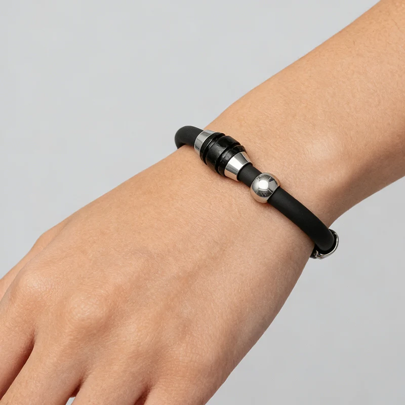 High quality Wireless static elimination wristband-Human body magnetic silicone anti-static car product (black magnetic style)
