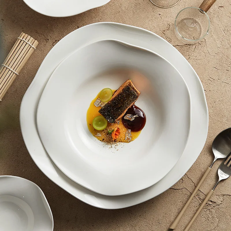Ceramic straw hat dish irregular salad dish soup dish special tableware white artistic conception dish.