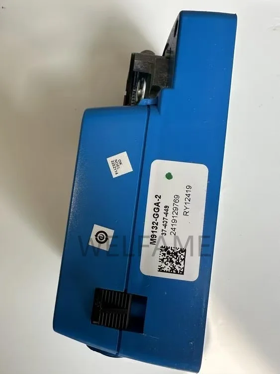 المحرك الكهربائي عالي الجودة M9220 - GGA - 3 زنبركات - مُخمد الإرجاع ومحرك الصمام