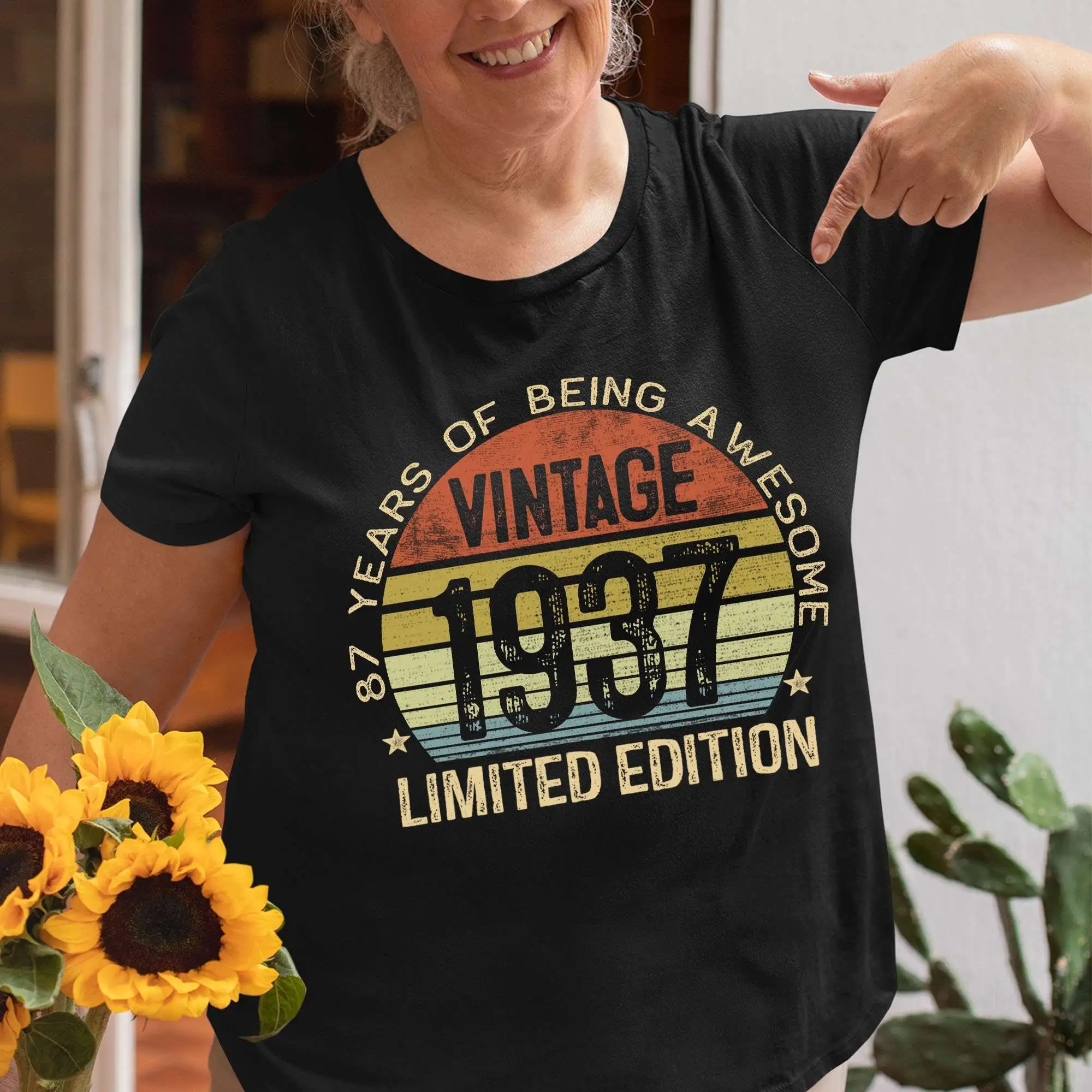 Vintage 1937 Limited Edition 87 Years Of Being Awesome Mens T shirt Retro SweaT Born In Men 87th Birthday Party