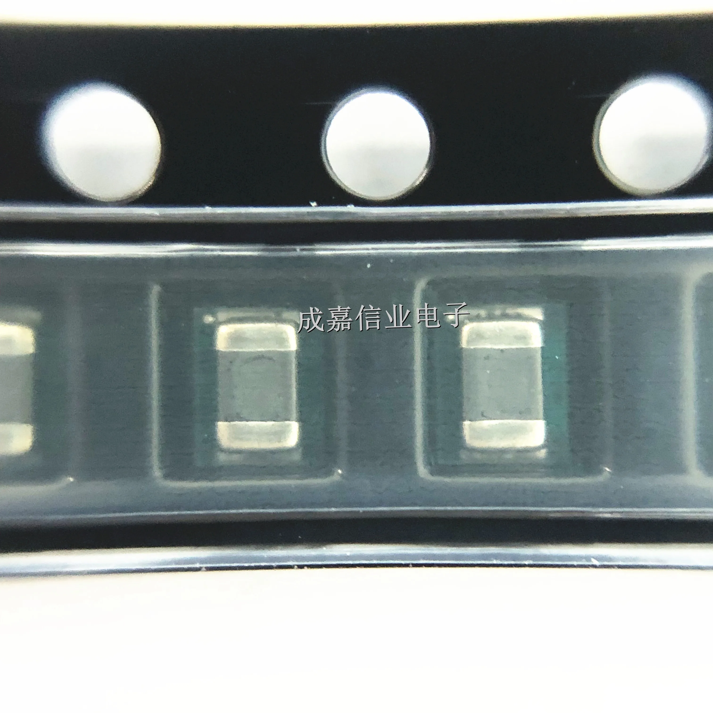 10pcs-lot-tpsm82821silr-usil-10-switching-voltage-regulators-55-v-input-1-a-ste-p-down-module-with-i