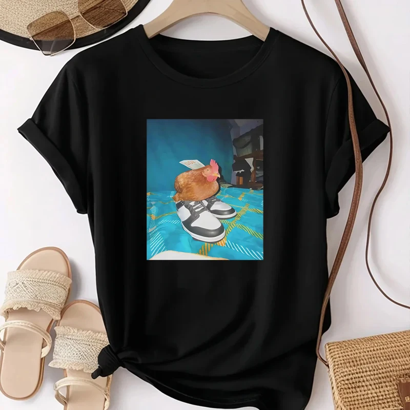 Funny Dripped Out Chicken Meme Print T-shirts Women Humor Chicken with Shoes Men T Shirt Creativity Popular Loose T-shirt