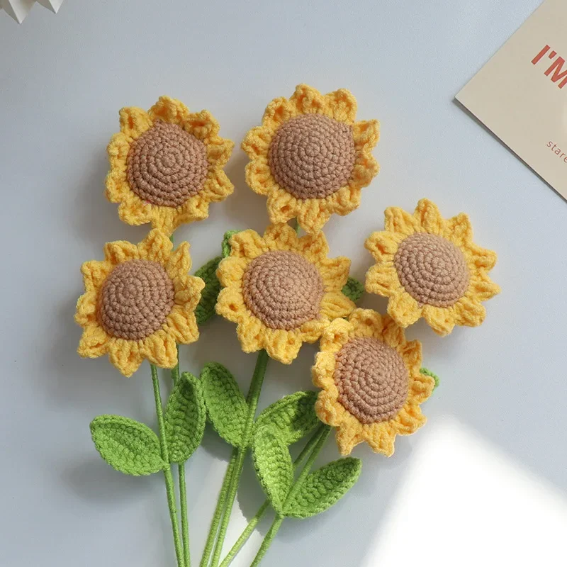 1pc Crochet Sunflowers Graduation Flower Bouquet Cute Knitting Flowers Creative Fake Plant Wholesale Valentine Home Decor