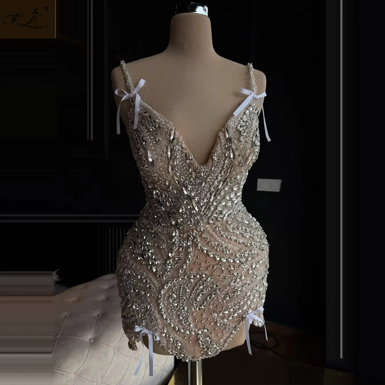 

Сексуальное и милое короткое вечернее платье с бантом и кристаллами, глубокий v-образный вырез, мини-юбка русалки, вечернее платье, коктейльное платье цвета шампанского