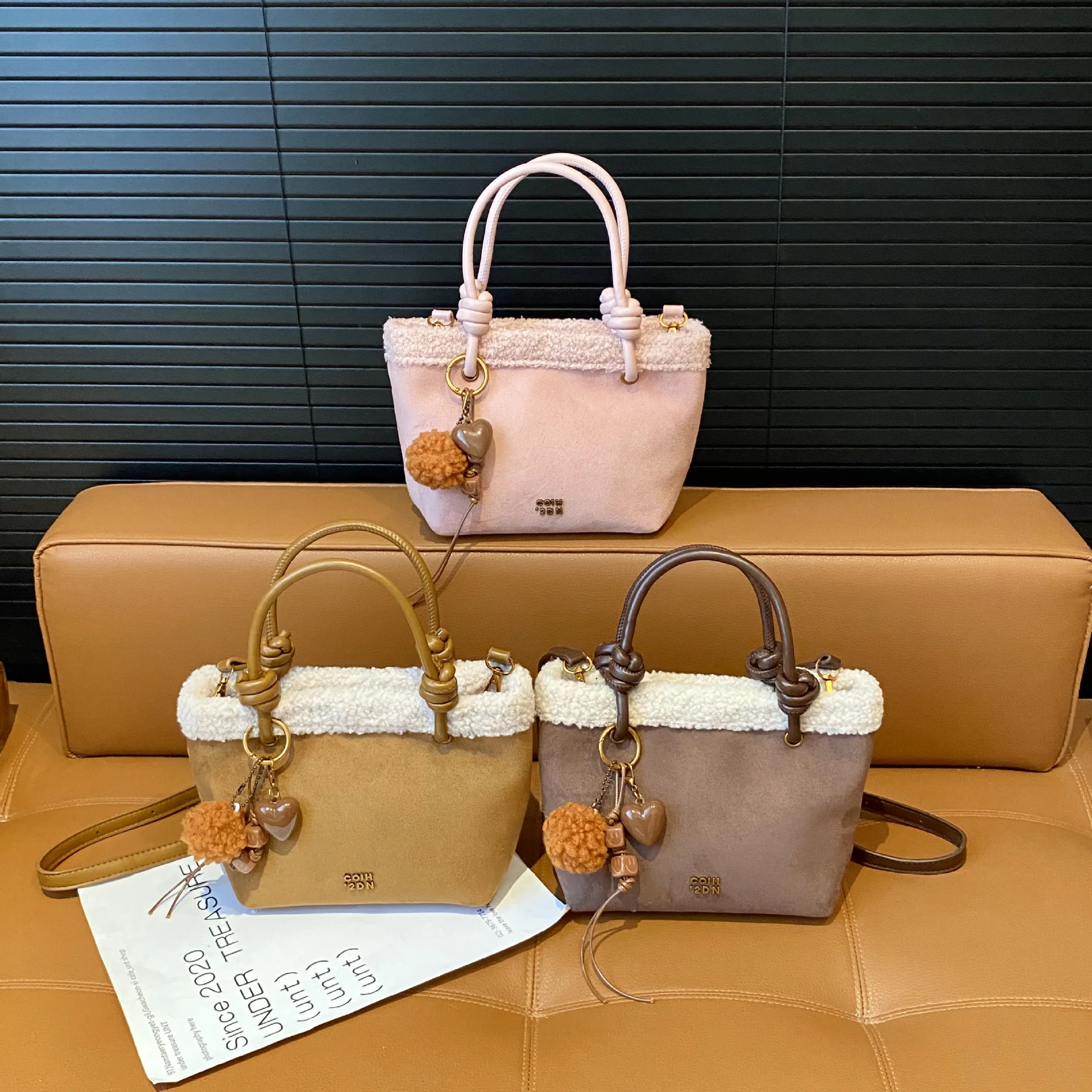 خمر فو الجلد المدبوغ صوف الضأن الربط صغيرة واحدة حقائب كتف حقائب اليد النسائية الخريف الشتاء جديد بسيط اليومية حقيبة ساعي #2