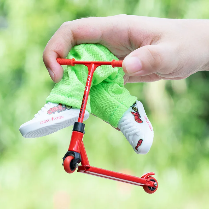 Alloy Finger Scooter Finger Toy Skateboards With Pants Shoes And Tools Finger Scooter Toy Mini Skateboard Finger Toy For Gift