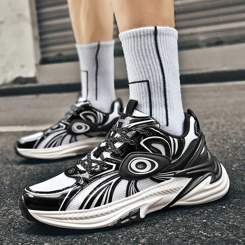 

2025 New Trendy Low Cut Mens Womens Sports Shoes Ankle Protection Retro Running Shoes Outdoor Street Cushioning Walking Shoes