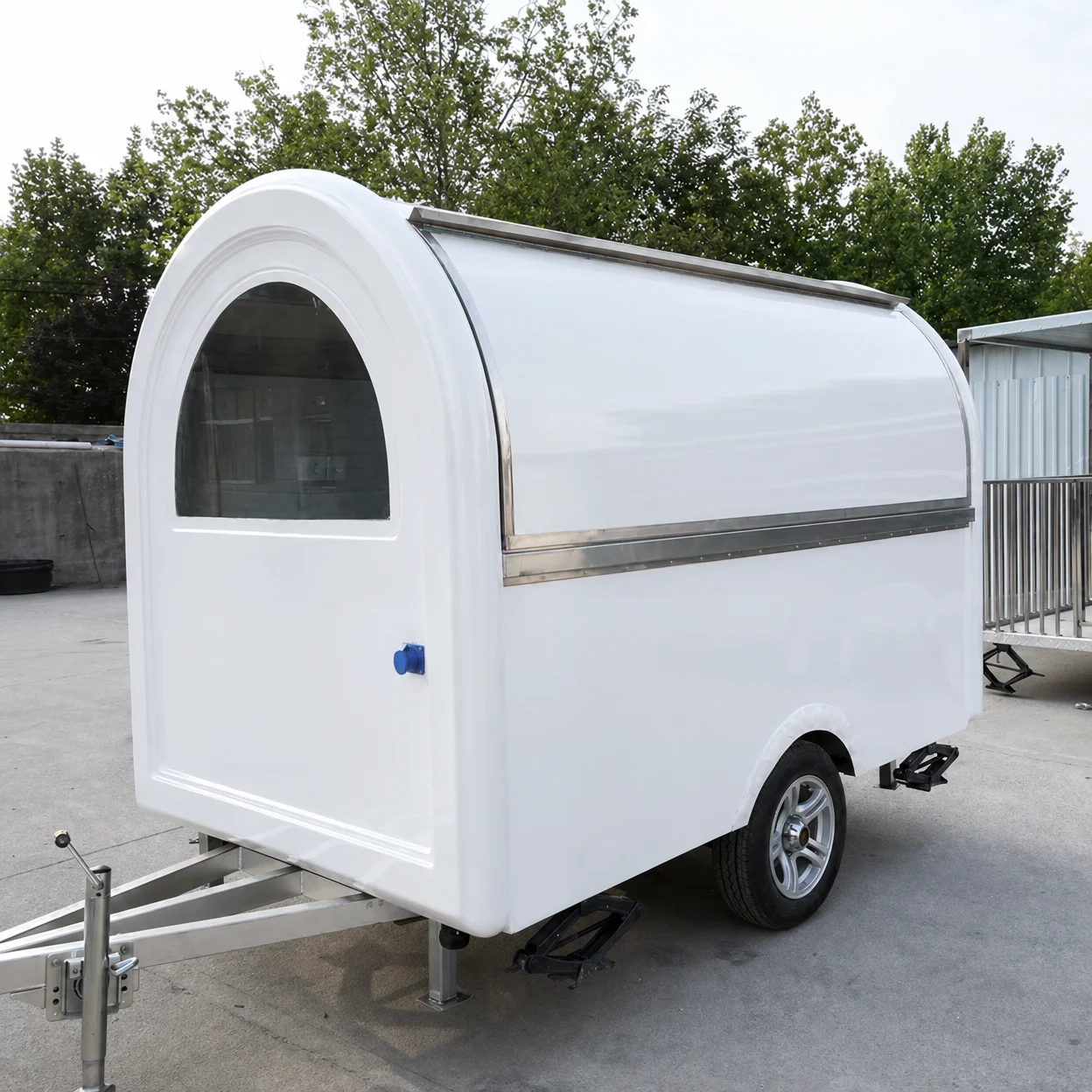 Compact Round Coffee Trailer Mobile Food Cart Fully Customized For Pop Up Cafe And Tea Business