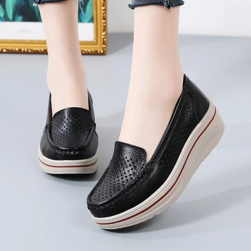 Spring Autumn Women Flats Platform Loafers Ladies Leather Comfort Wedge Moccasins Orthopedic Slip On Casual Shoe plus sizes