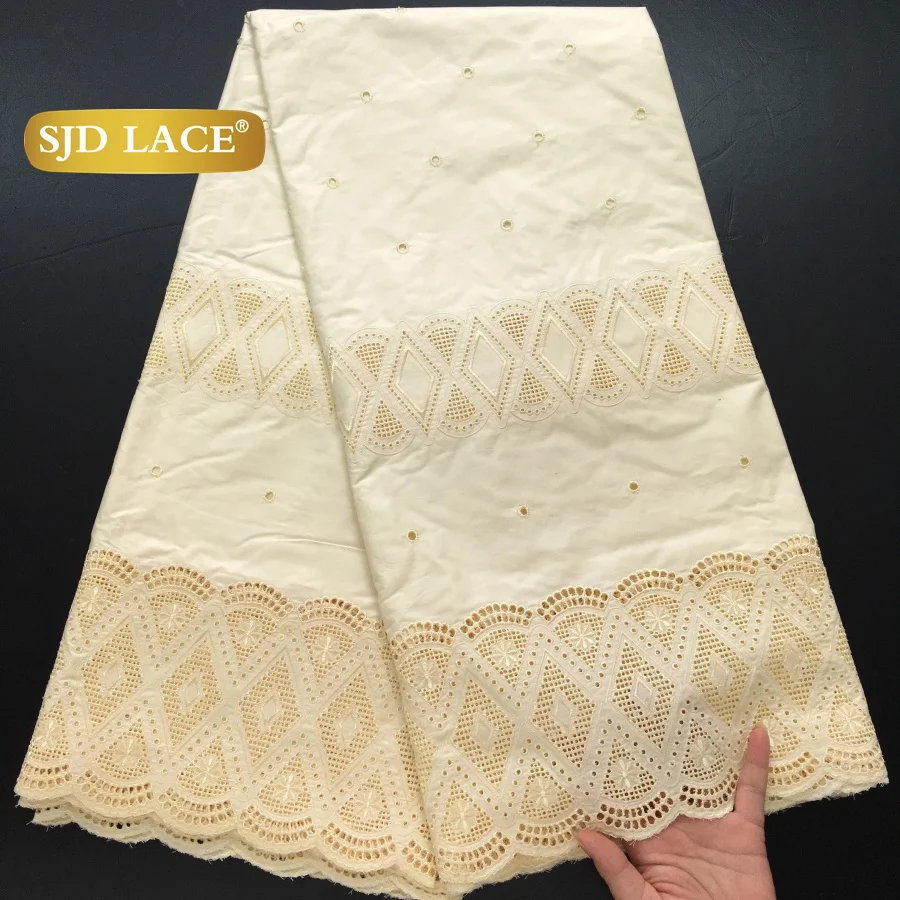 

SJD LACE Белая африканская нигерийская хлопковая кружевная ткань 5 ярдов Мужские костюмы 2025 Последняя швейцарская хлопковая кружевная ткань для шитья на свадьбу 4368