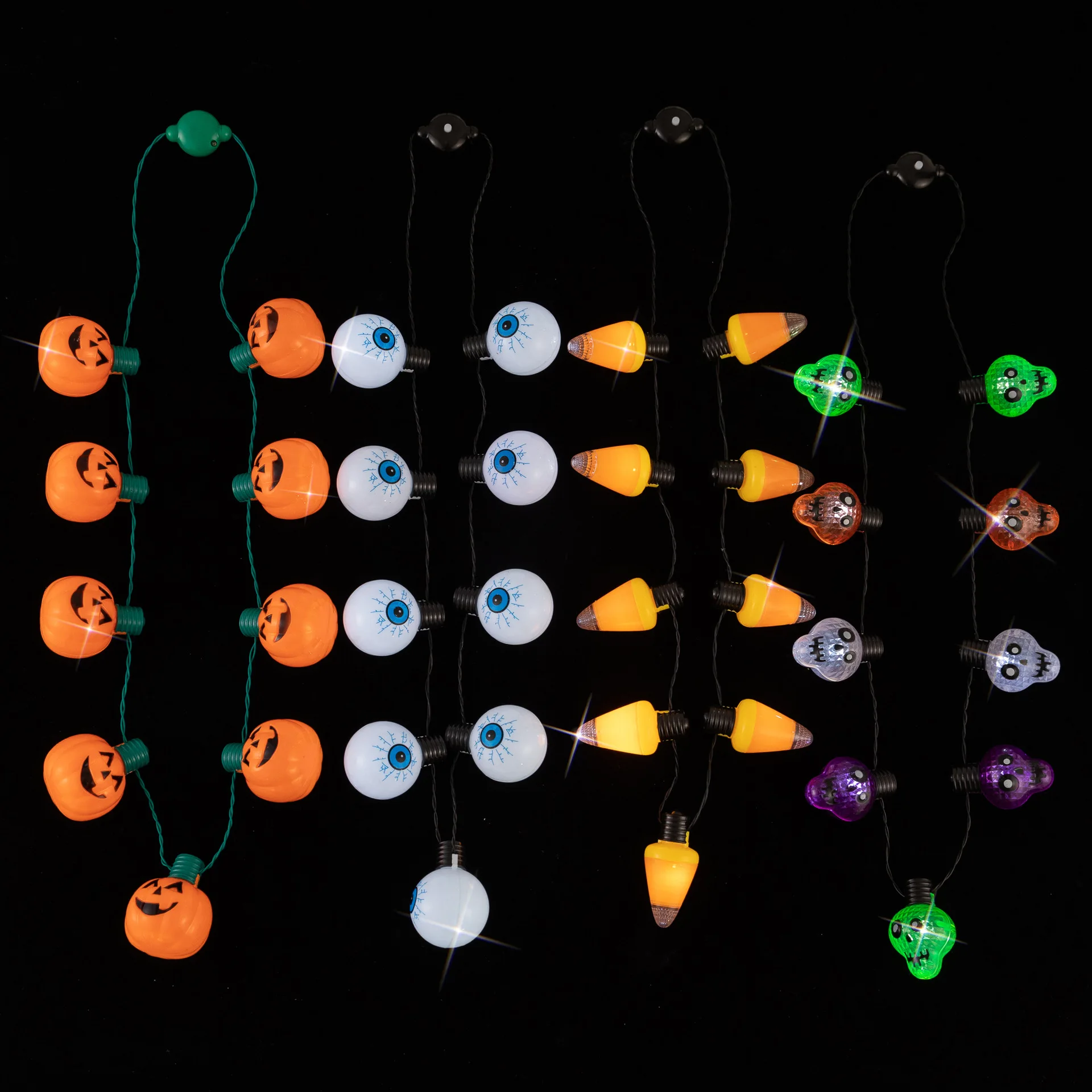 

Novelty Funny Kids Light-emitting Necklace Creative Personality Cool Halloween Eyeball Pumpkin Ghost LED Light-emitting Necklace