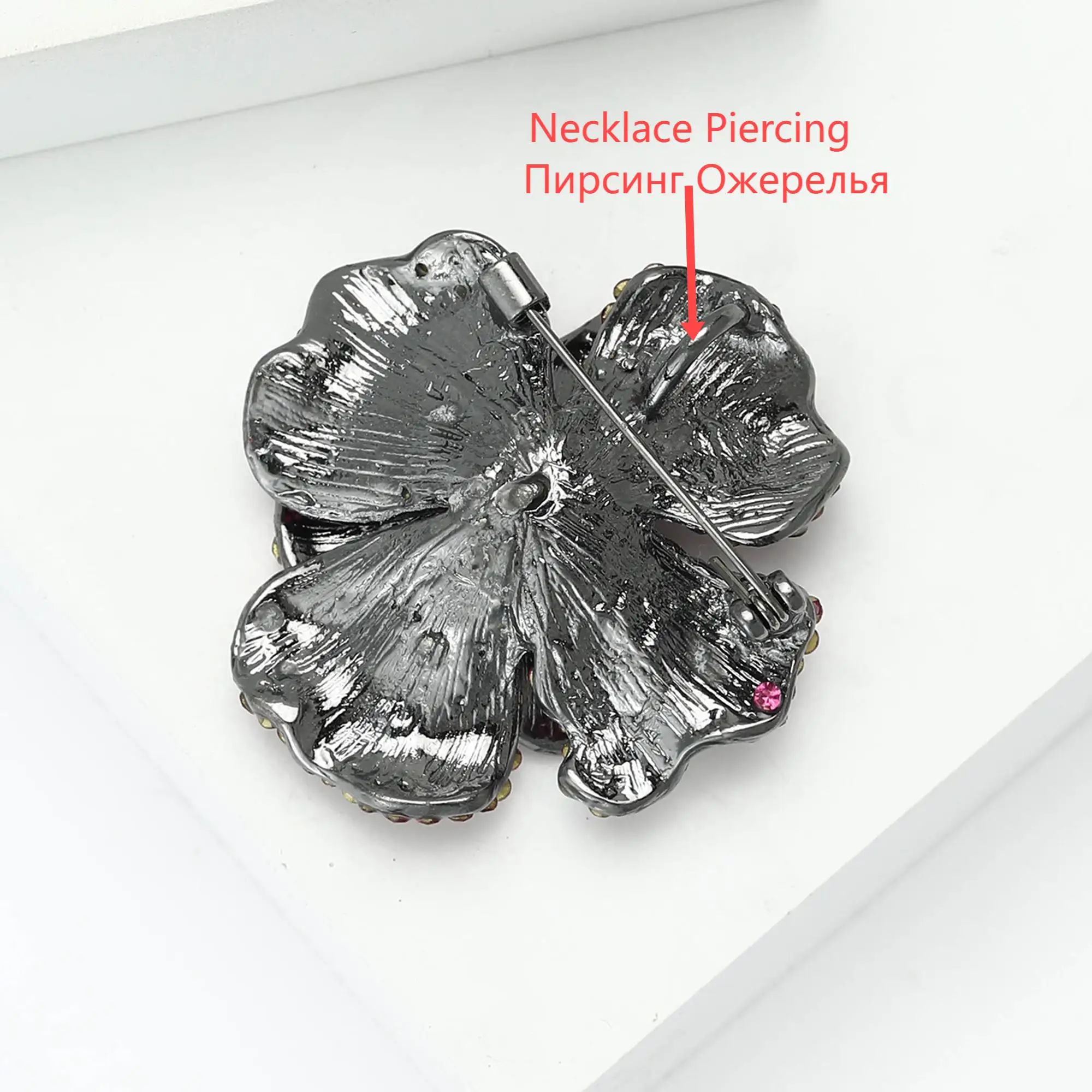 Винтажные броши в виде пиона со стразами тяжелой промышленности для женщин, булавка с растением, забавные роскошные подарки, украшение для друзей на Новый год