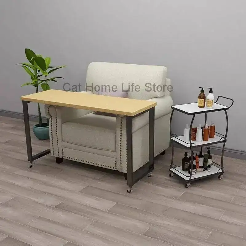 Рисунок 4 - Стулья для маникюрного салона