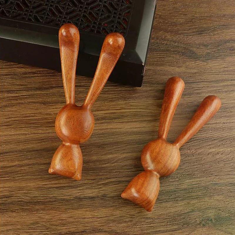 

Sandalwood Rabbit Nose Scraping Massage Comb Clearing Meridians Collaterals According To Eye Acupoints Promote Blood Circulation