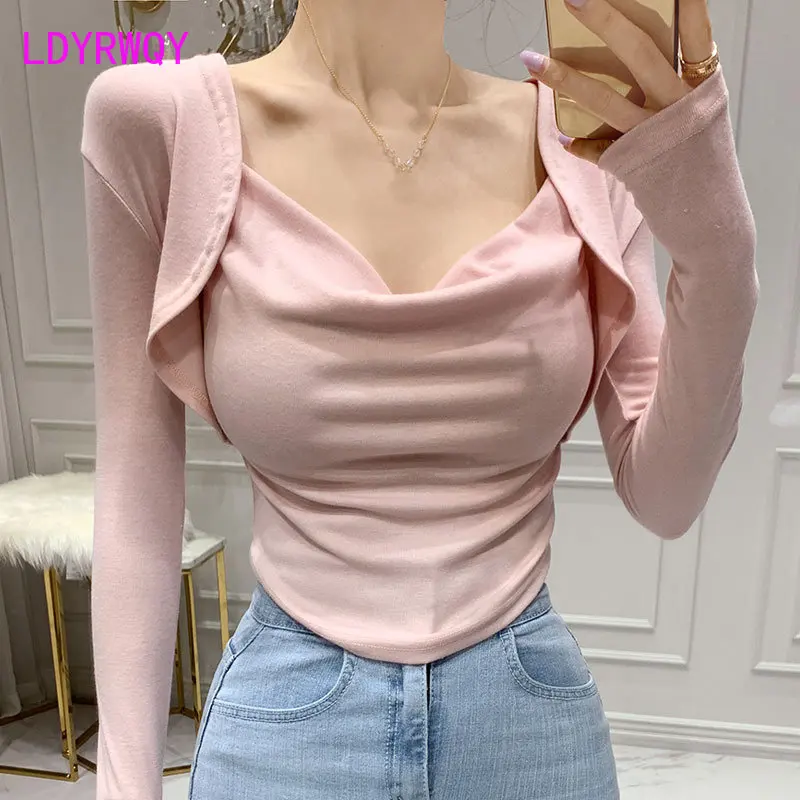 

Fashion suit women's spring 2023 new slim show slim cardigan short coat + halter neck suspenders