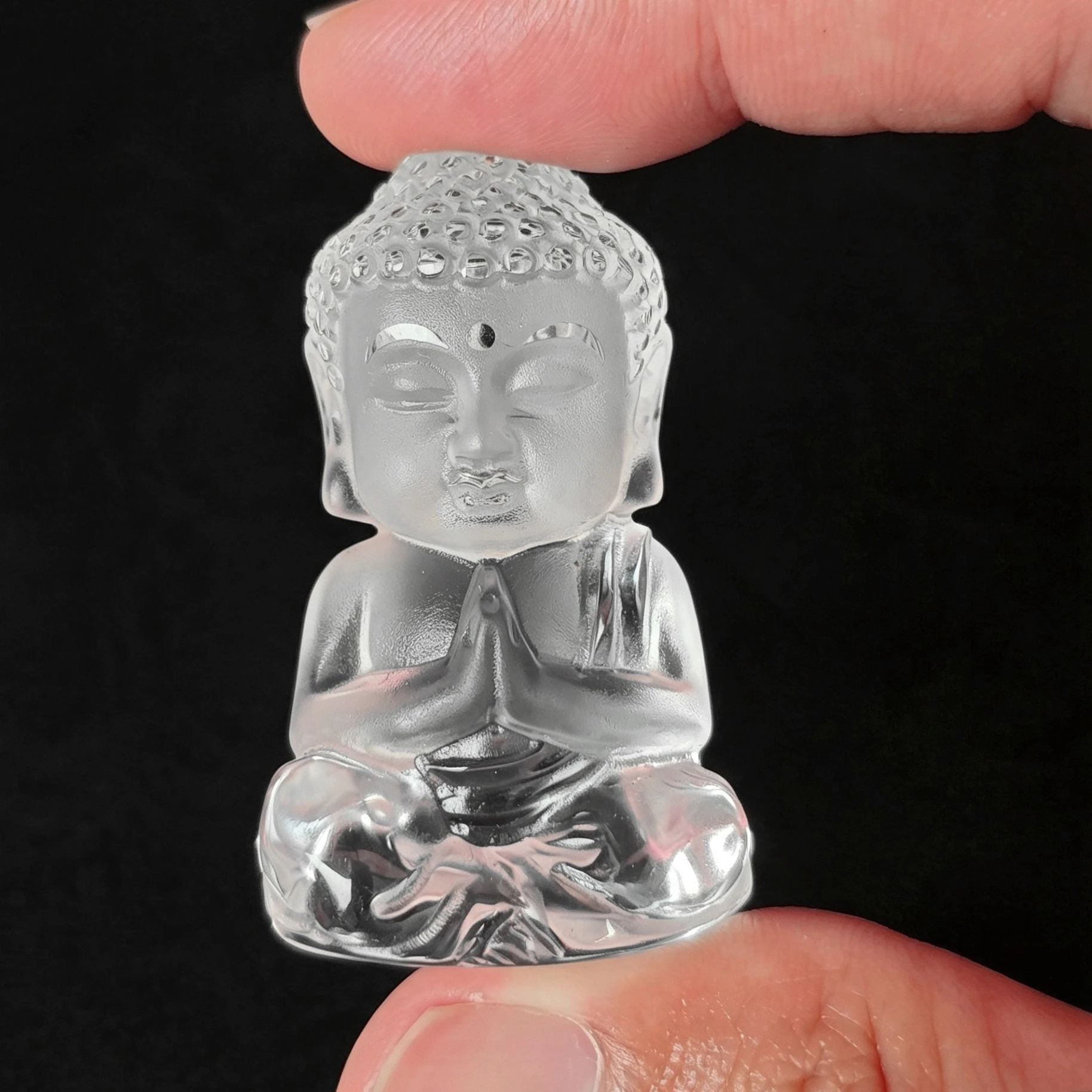 Natural Clear Quartz Buddha Figurine 5cm Translucent Crystal Meditating Statue Desktop Decor Pocket Stone Collectible 1 Pc