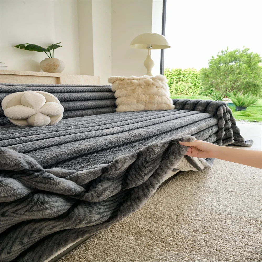 2026 Retro French Style Light Luxury Sofa Cover Universal Non-Slip All-Season Fabric High-Quality Sofa Slipcover Anti-Cat