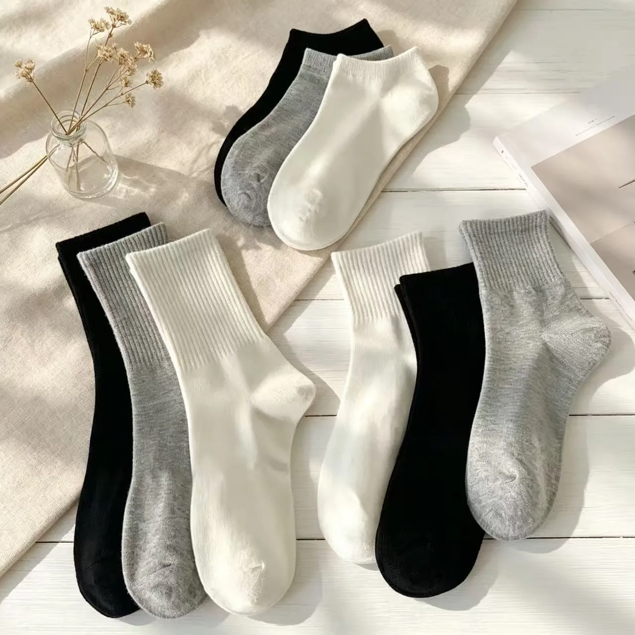 1pairs Unisex Solid Color Cotton Socks, Casual Simple Black White Grey Ankle Crew Socks, Breathable Daily Wear Socks