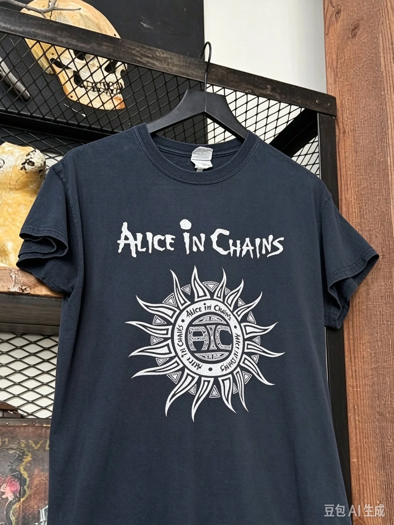 Alice in Chains Sun Logo T Shirt Vintage Grunge Rock Band Graphic Tee Men Women Retro Short Sleeve Cotton T-shirt Streetwear