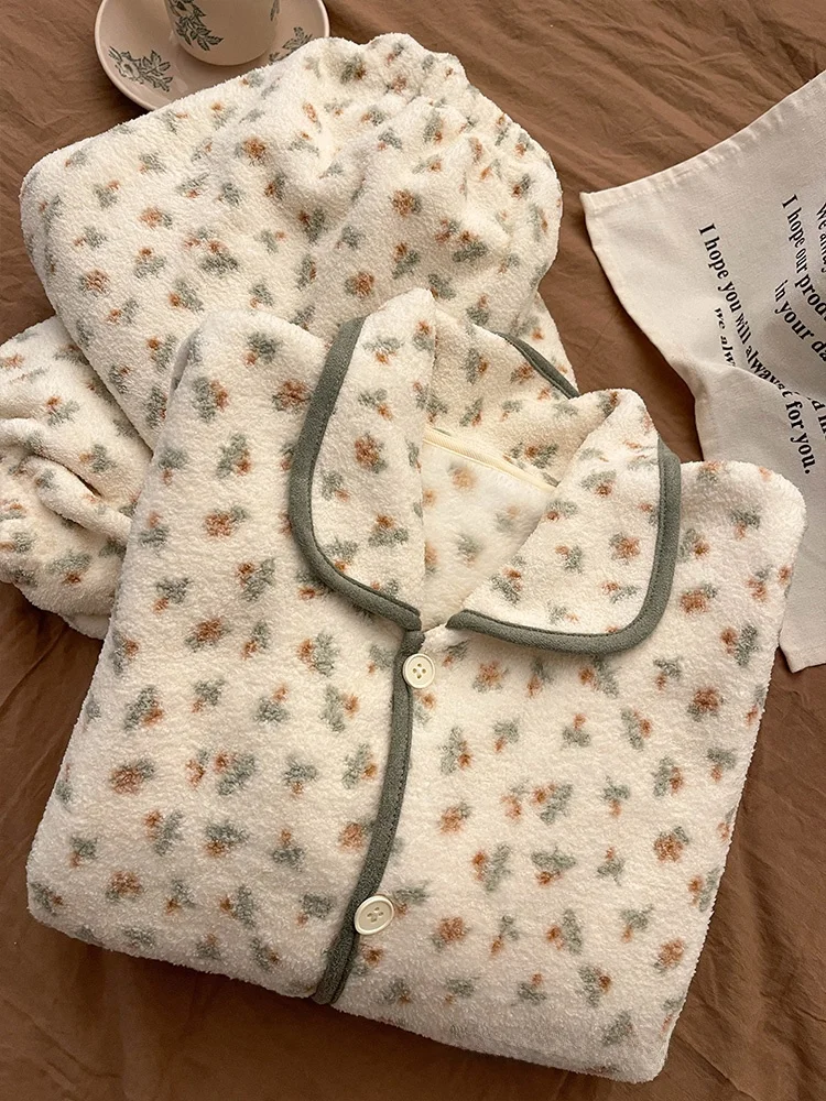 

Thiened Coral Fce Пижамы Женский зимний комплект пижамы Большой размер Домашняя одежда с цветочным принтом Sweet Sle Long Sve Nigh...