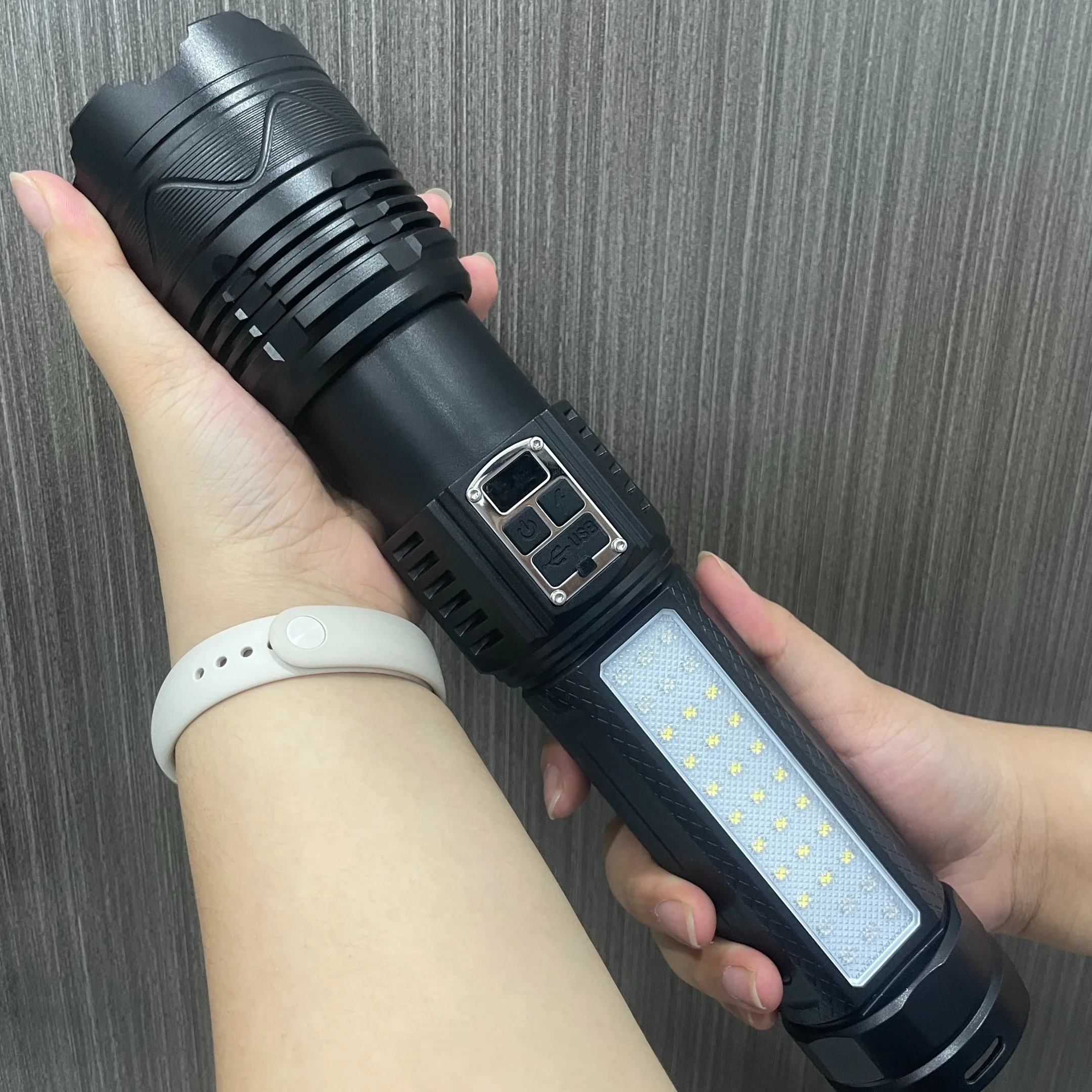 1000000 Lumen Most Powerful Led Flashlight Super Bright 600W Torch Rechargeable Tactical Lantern Spotlight Long Shot 3500M Torch