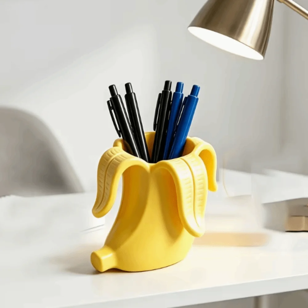 Plastic Banana-Shaped Pencil Holder Creative Funny Makeup Brush Storage Tool Curved Arc Design Artistic Decoration