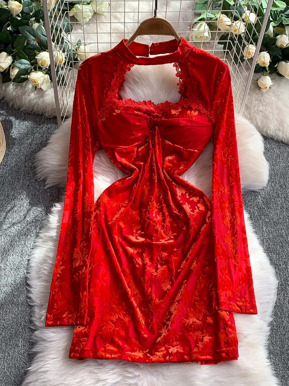 

Sexy Hollow out Lace Splice round Ne Dr Women's Autumn Velvet Burned Flower Slimming Bodycon Skirt High Waist A-Line Dr