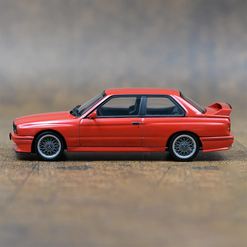 Diecast 1:43 Scale BMW M3 E30 EVO 1990 Simulation Alloy Car Model Static Display Collectible Toy Gift Souvenir Decration