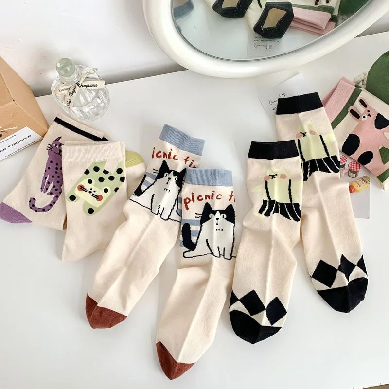 Funny Socks 2024 Fashion Harajuku Vintage Cotton Women Socks Casual Fashion Cartoon Printing Japanese Kawaii Girls Cute Socks