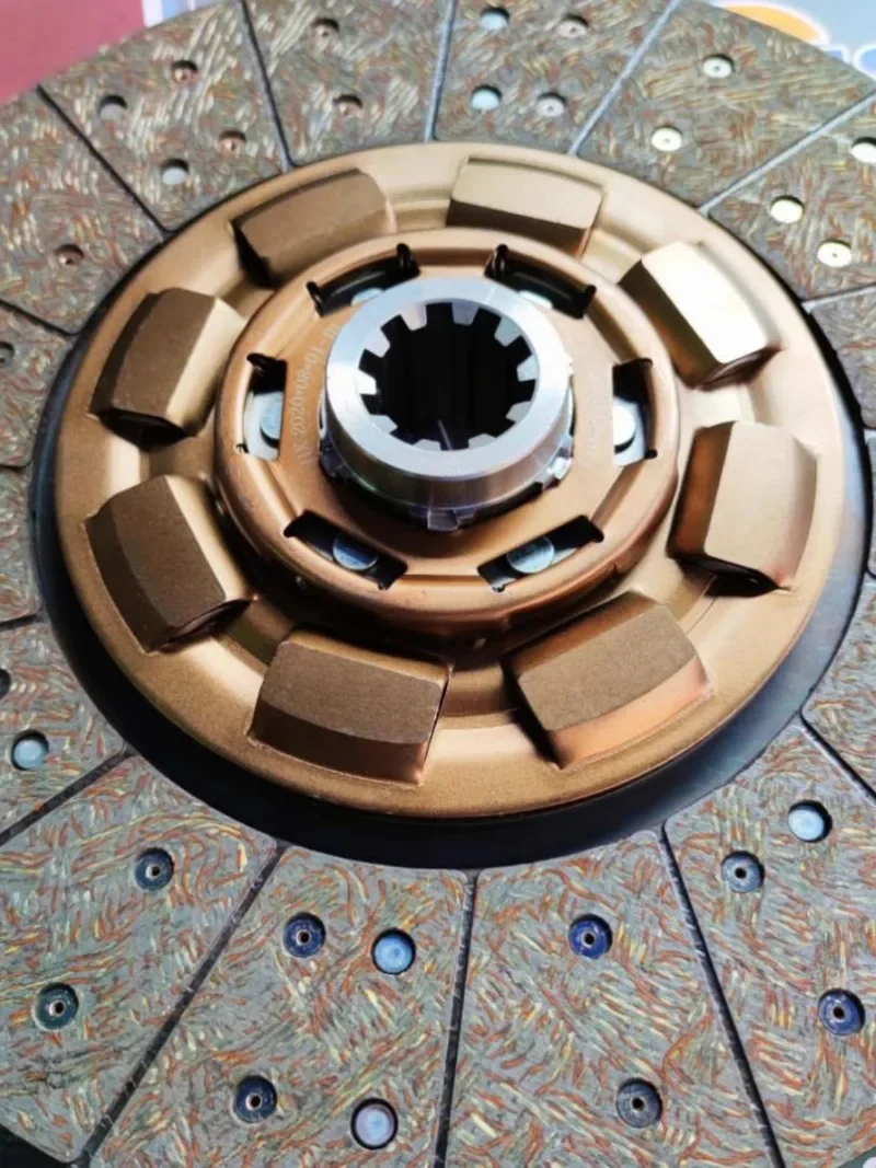 Applicable to Jianghuai Geerfa Car A5k5k6 Clutch Plate D45 Platen