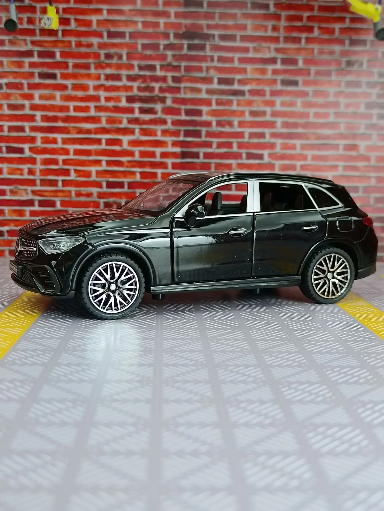 1:32 Mercedes-Benz GLC400 SUV GLC Legering Model Auto Geluid en Licht Trek kinderen Speelgoed Collectibles verjaardagscadeau