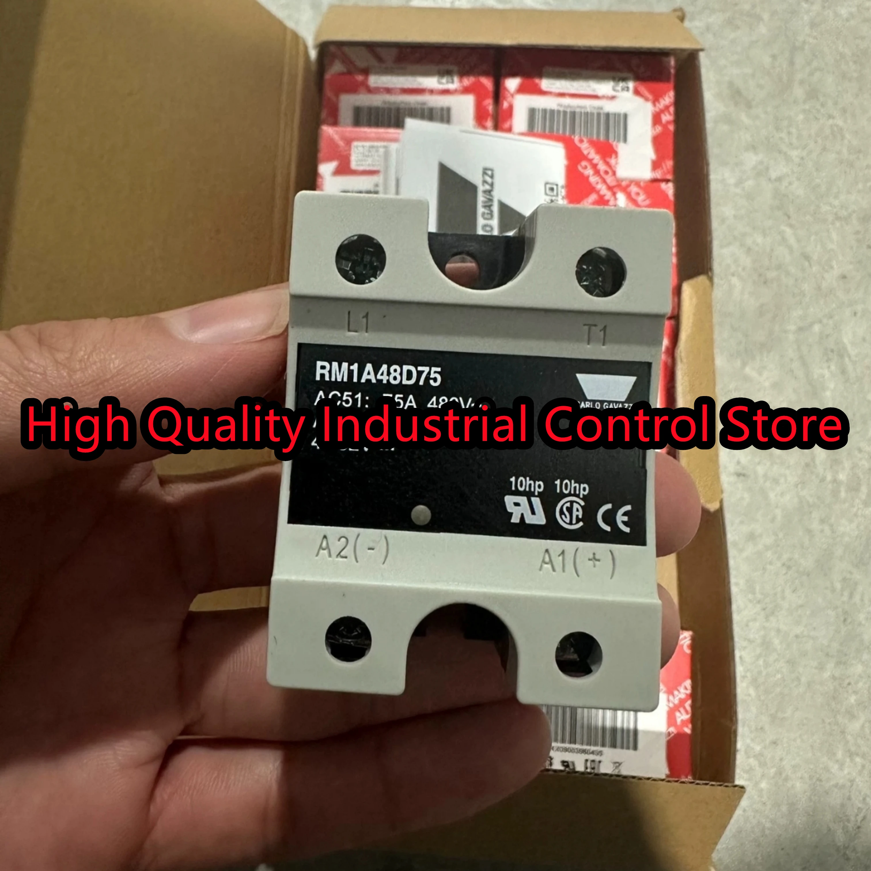 ใหม่ในกล่อง RM1A48D50S18 RM1A48D75 รีเลย์
