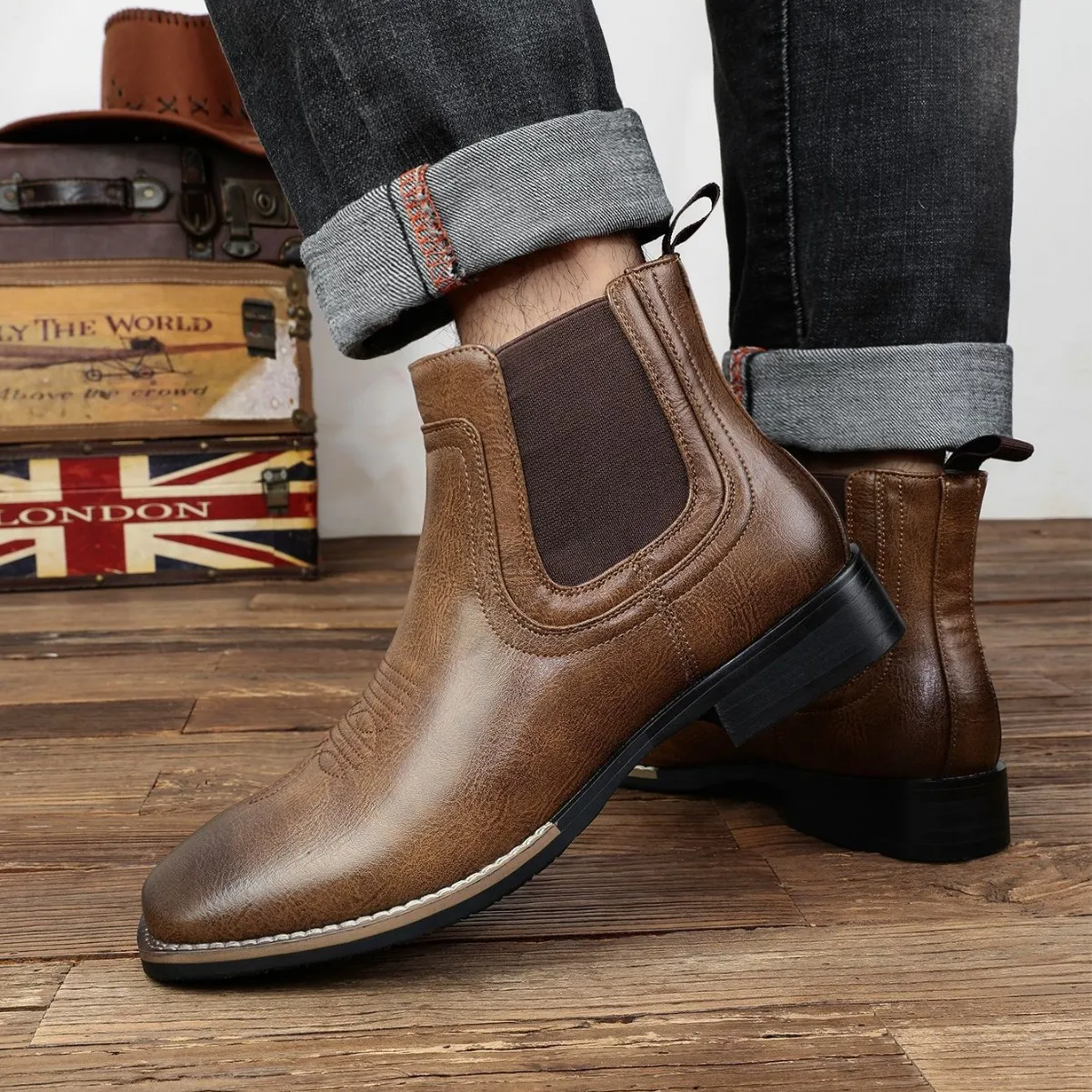 

Men's Classic Retro Western Cowboy Leather Boots Comfortable Breathable Stylish And Trendy Footwear