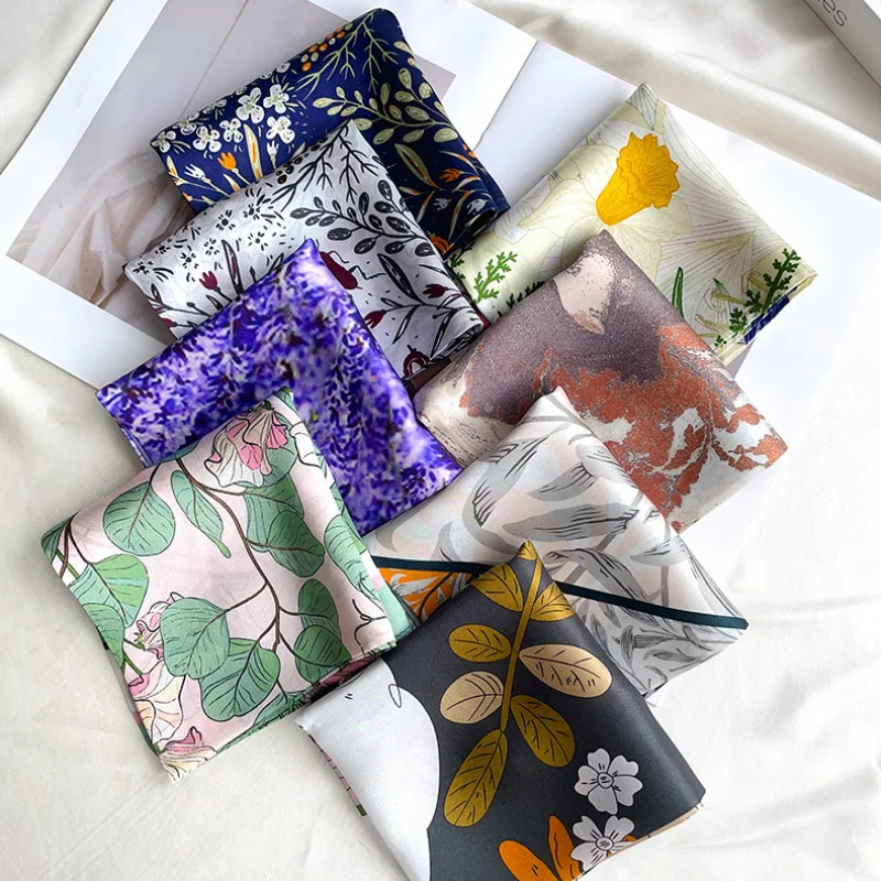 

2025 100% Silk Printing Scarf for Women Elegant Chic Small Square Silk scarf 12mm