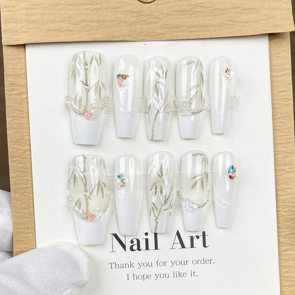 

~Hand-painted white French national style bamboo manicure, hand-worn nail removable fake nail
