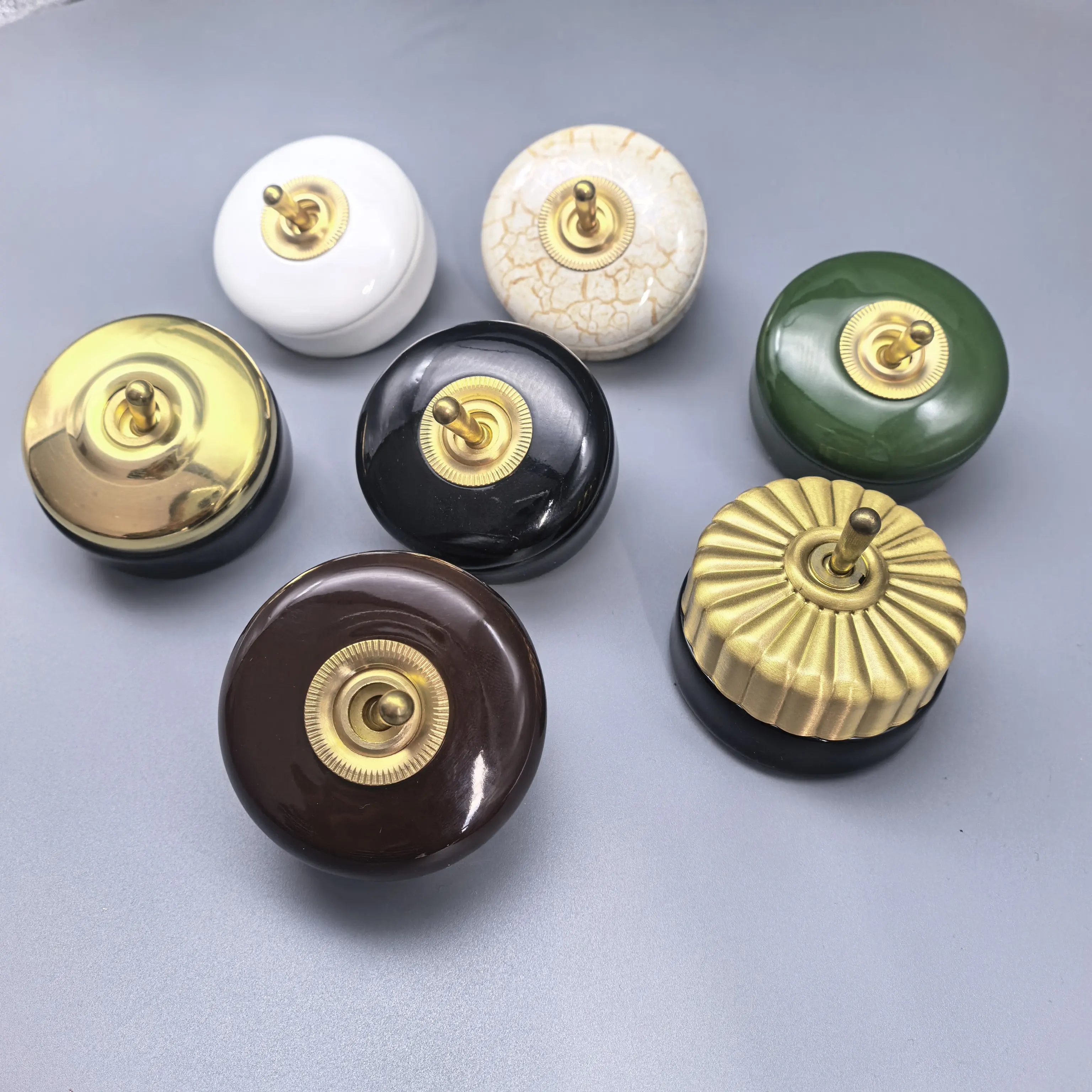 Ceramic Toggle Switch 2 Way Control Light Switch Brass Lever Rocker Retro ON‑OFF Vintage Round Wall Light Switch