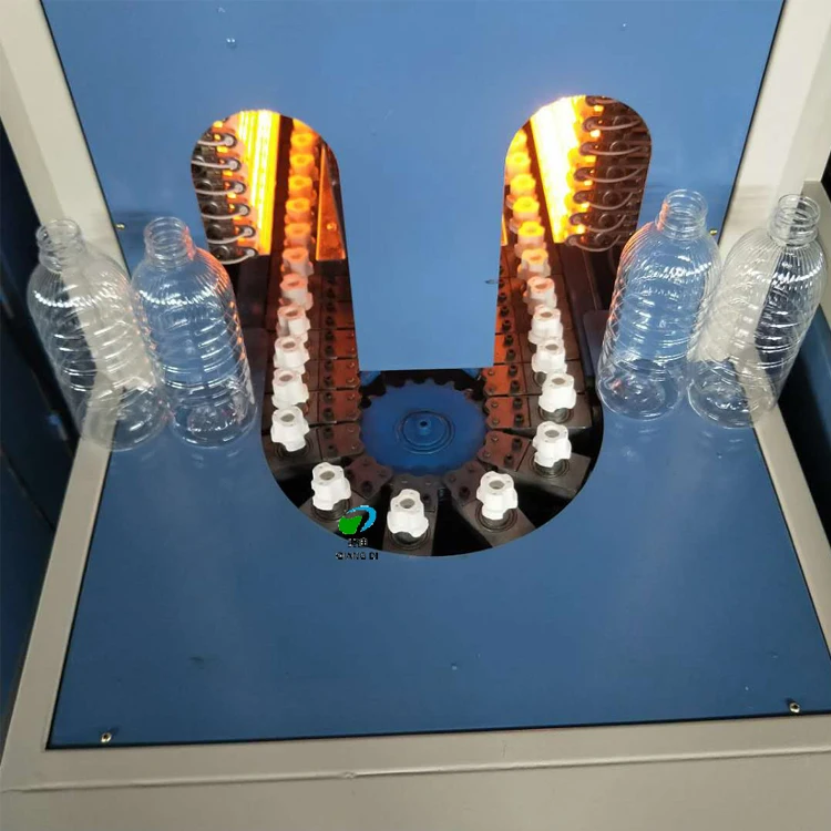 آلة نفخ الزجاجات البلاستيكية ذات السرعة العالية للمياه المعدنية الأوتوماتيكية للحيوانات الأليفة