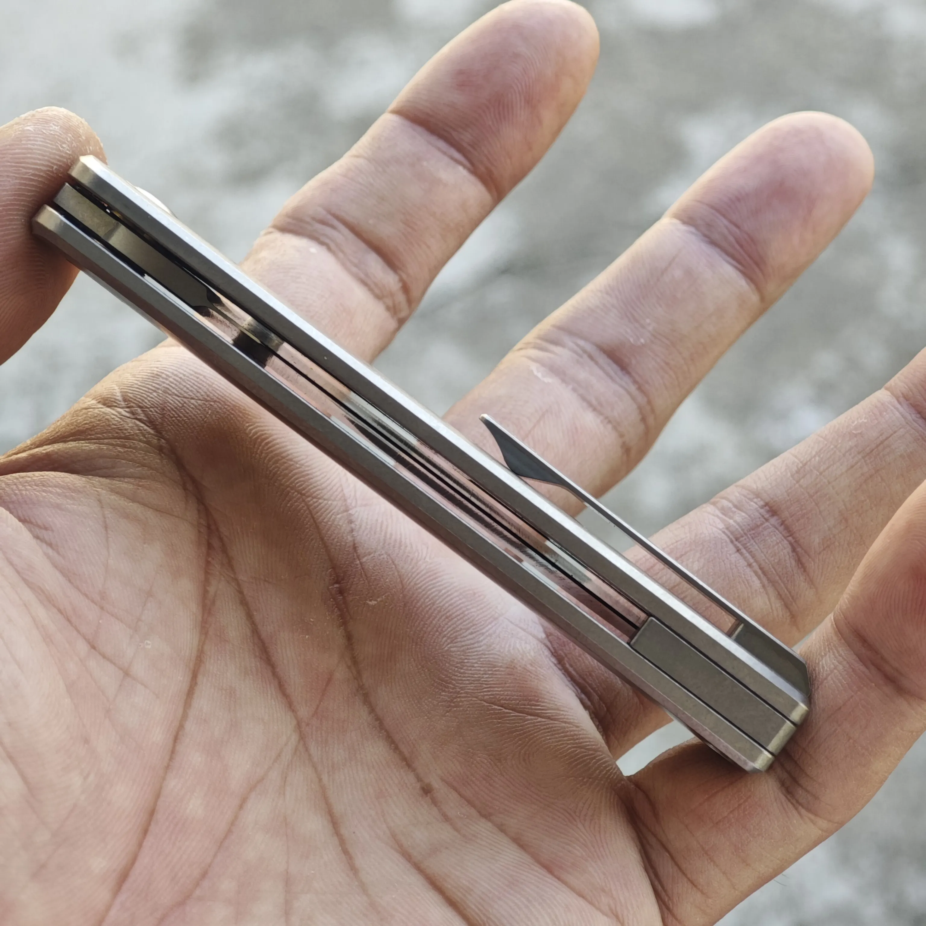 WinterPudding PuddyGo Mini Cortex Folding Knife – Precision CNC-Machined Titanium Scales, VG10 Stainless Steel Blade