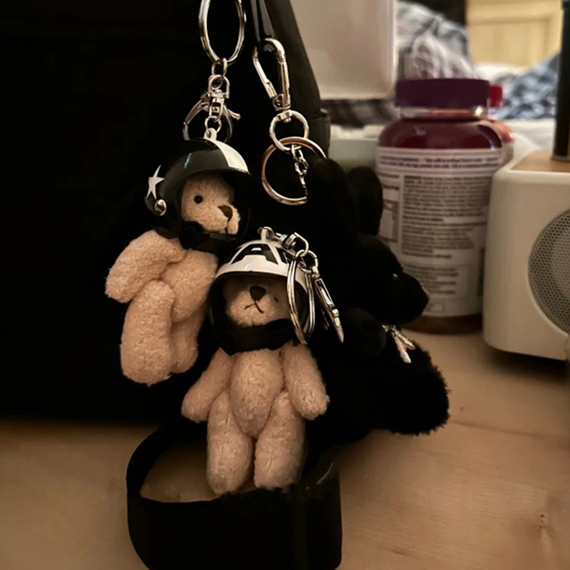 

Lovely Helmeted Bear Charm Keychains Y2K Plush Ornament Pendant Car Keyring Backpack Decoration Bag Charm Jewelry