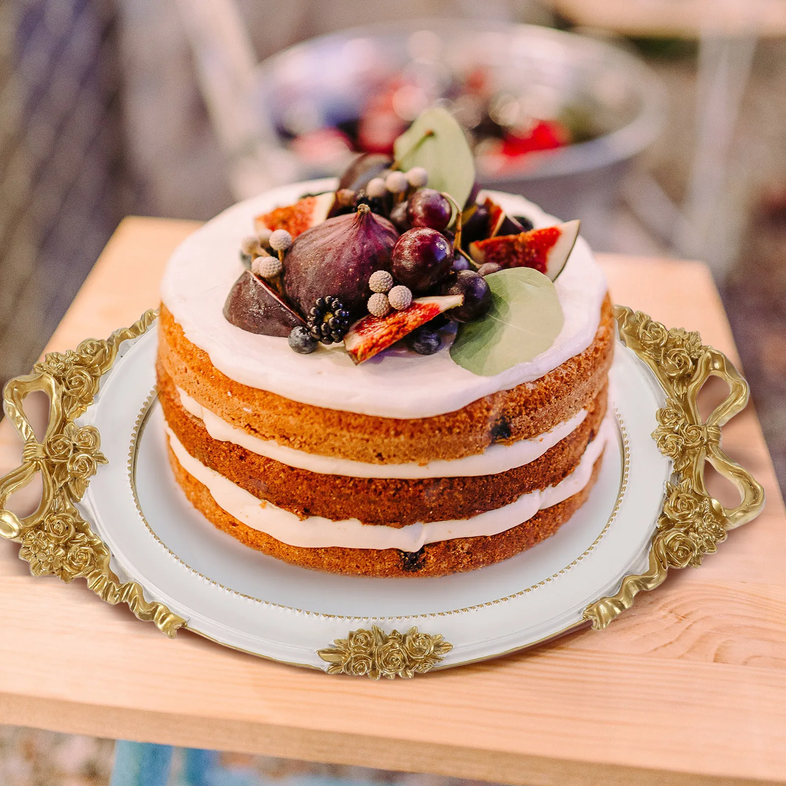 

1Pcs Decorative Mirror Plate Retro Style Storage Tray for Living Room Bedroom Dorm Jewelry Display Dessert Serving