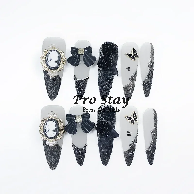 보라색 대형 다이아몬드와 금속 장식으로 손톱에 10pcs 블랙 수제 프레스 Y2k Hot Girls Wearable Artificial False Nail