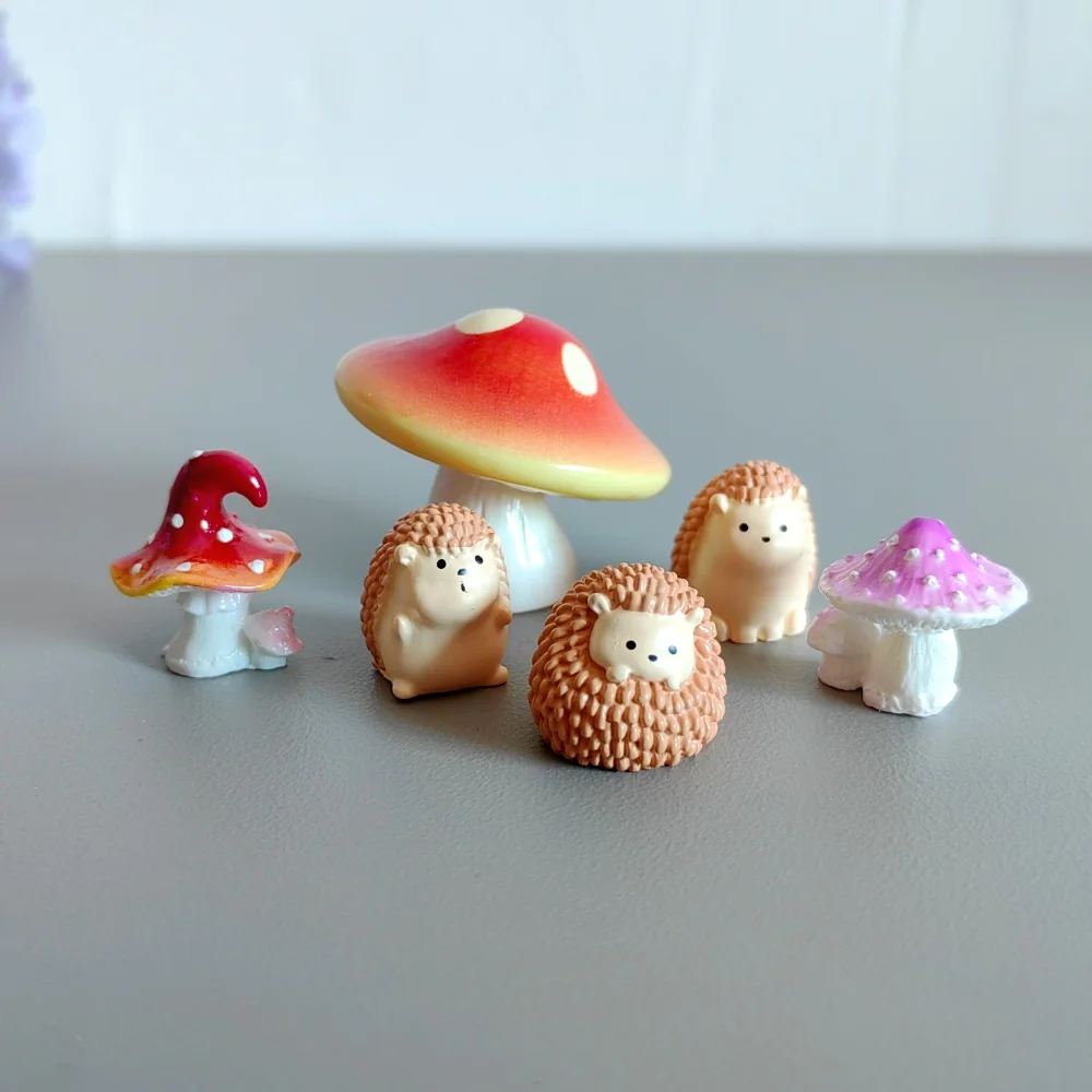 10pc Cute Small Hedgehog Mushroom Animal Decoration Resin Craft Miniature Figure Tiny for Bonsai Fairy Garden Home Decor
