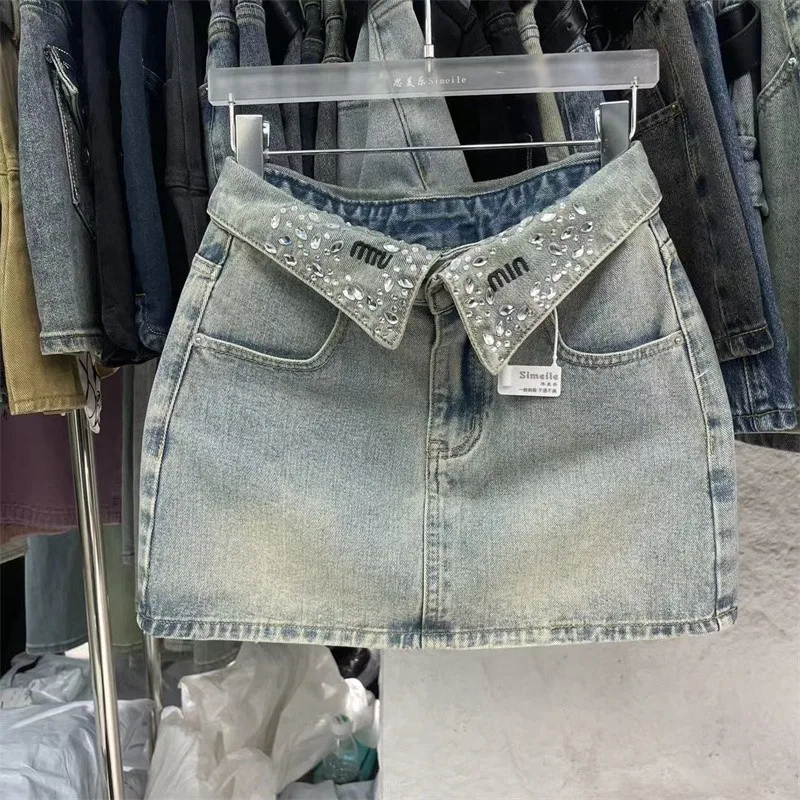 American-style washed lapel design midi skirt, niche diamond-encrusted embroidered light blue letter denim short skirt