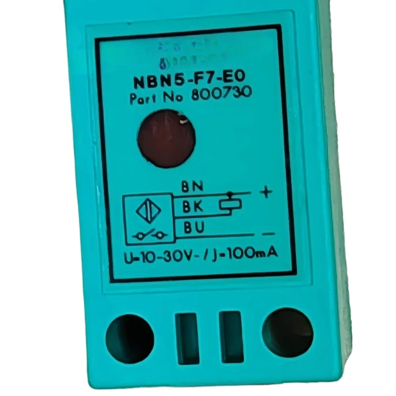 NBN5-F7-E0 PEPPERL+FUCHS brand new Capacitive sensor free shipping