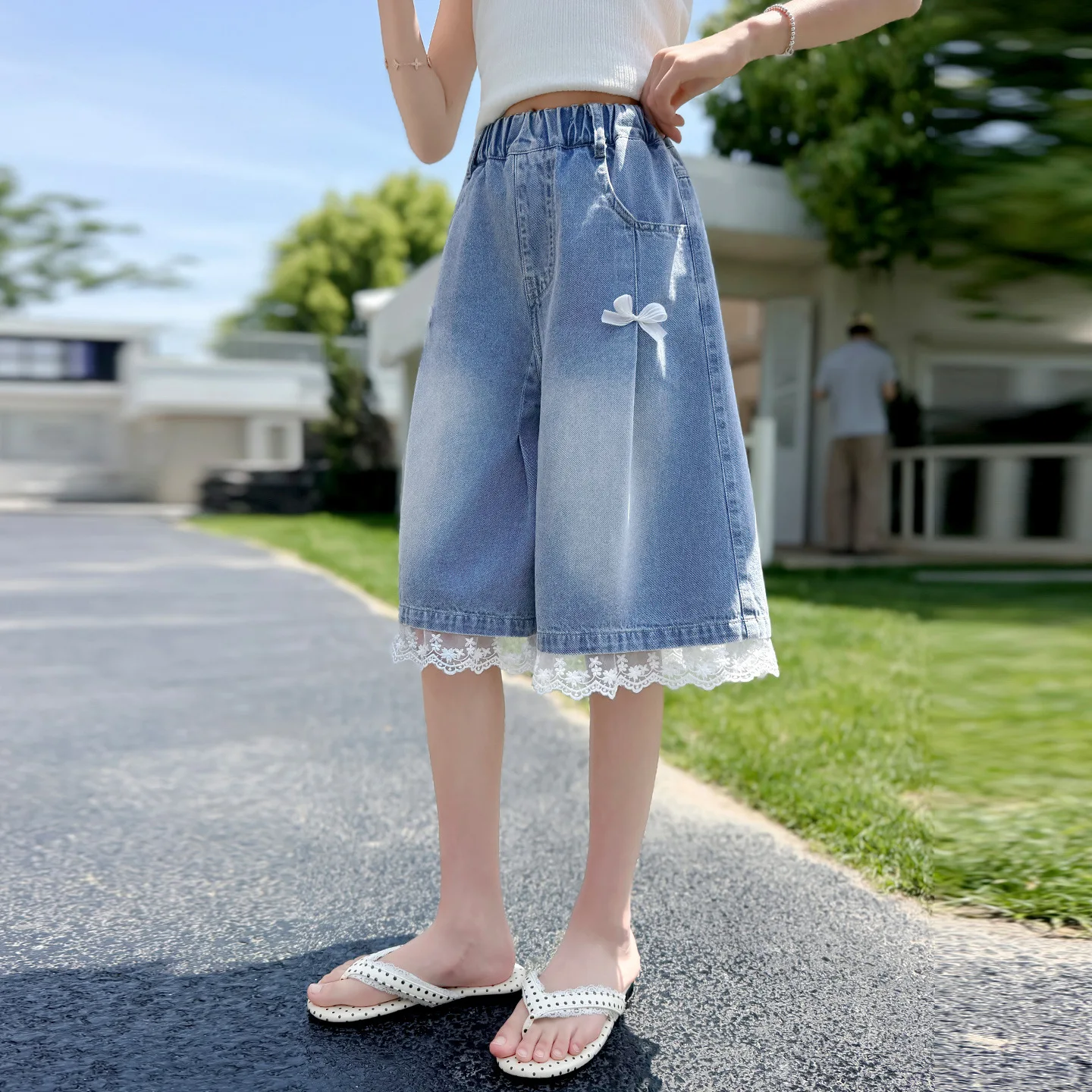 Girls' denim shorts summer new teenage kids lace border bow five-quarter pants girls thin lightweight shorts soft washed cotton