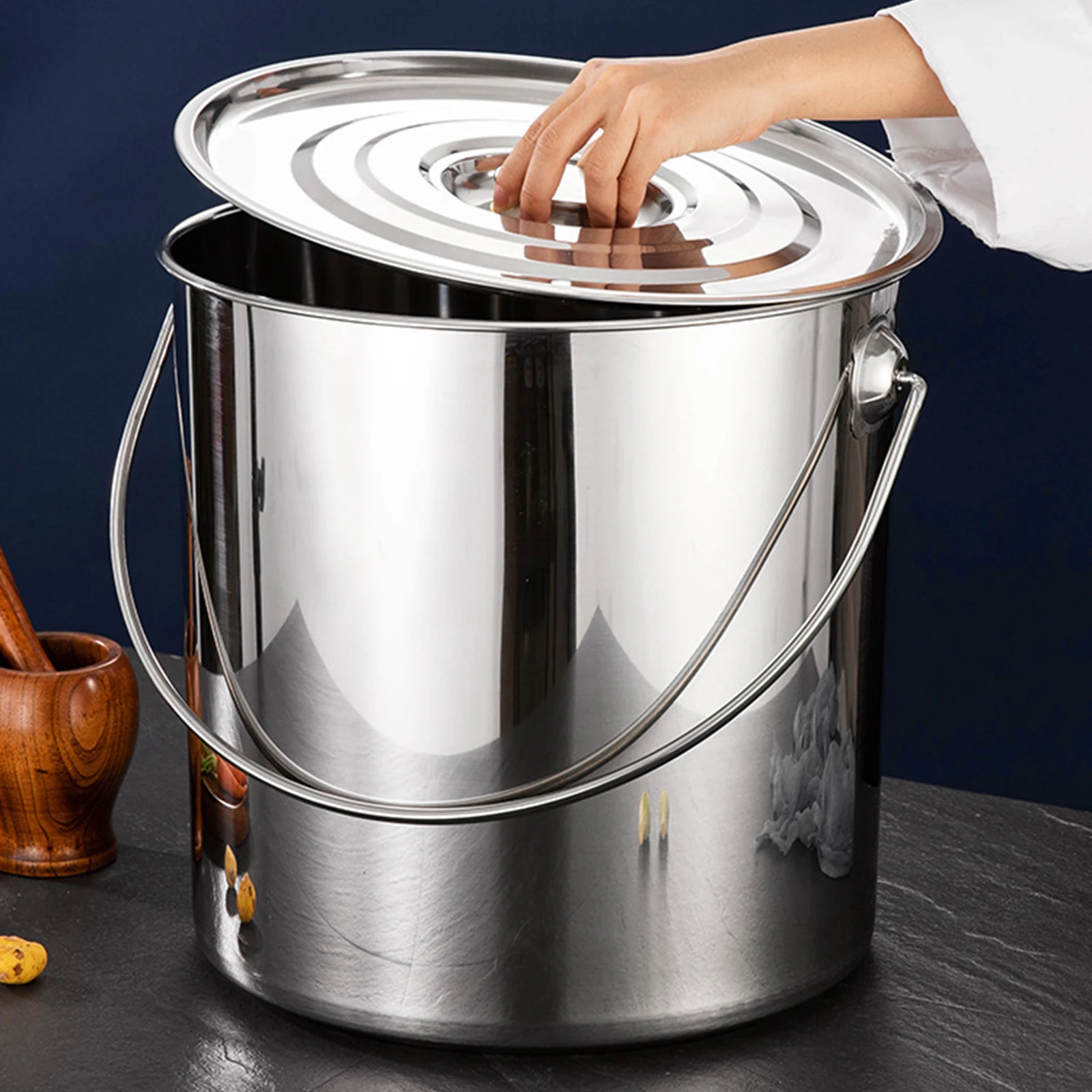 Stainless Steel Multipurpose Stock Pot Bucket With Lid Portable Stainless Steel Bucket Large Capacity Rice Bucket Sealed