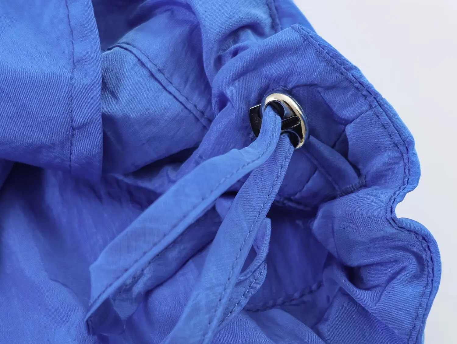 KONDALA Street-Style Stehkragen-Jacke für Damen Minimalistische Lässige Reißverschluss-Jacke Neue 2026 Frühling Sommer Trendige Damenjacken – Detail 14