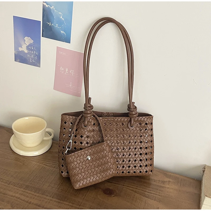 Taschenset, ausgehöhlte gewebte Schultertasche mit passender Geldbörse, lässige Damen-Sommerhandtasche mit Tragegriff, vielseitige weiche Tasche für den Arbeitsweg – Detail 10