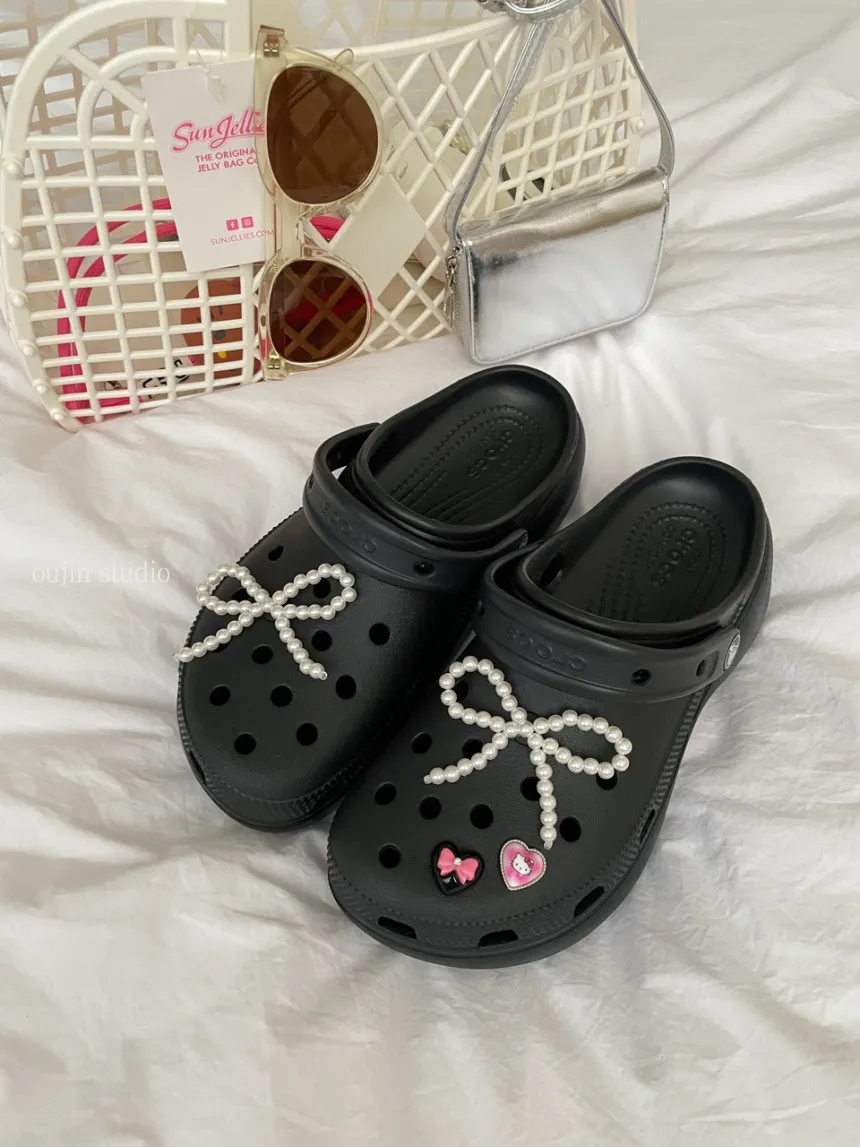 Korean niche design new fashion creative cute silver pearl bow Crocs Accessories Accessories Beaded shoes flower shoe buckle